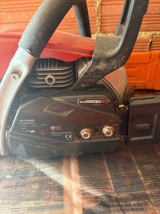 2 Motosierras Husqvarna 300€ ducati 350 €