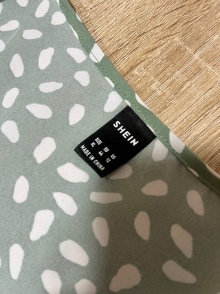 Vestido verde estampado.Shein.