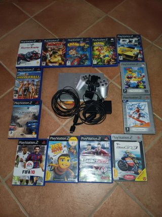 Console Sony PS2 Argento + Controller e Cavi + Giochi