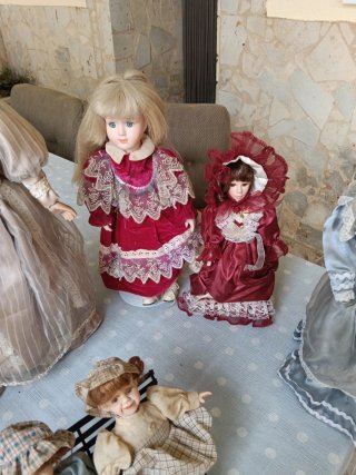 Lote de muñecas de porcelana