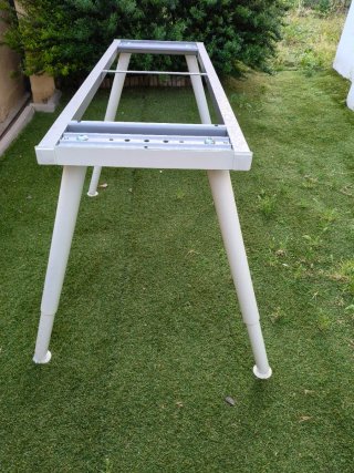 Estructura mesa Ikea patas elevables sin tablero