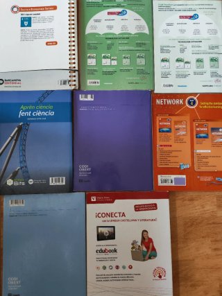 Vendo libros de 4 de ESO