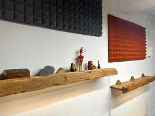 Baldas de madera maciza
