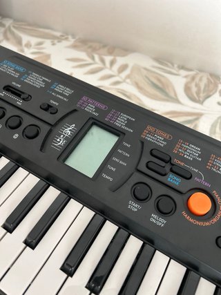 Teclado Electrónico Casio SA-77