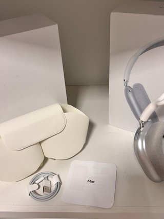 Airpods Max sin estrenar - Plata