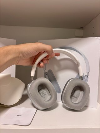 Airpods Max sin estrenar - Plata