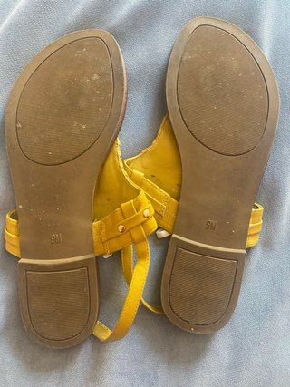 Sandalias Guess Amarillas Talla M