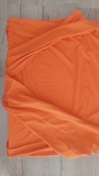 Camiseta naranja talla L