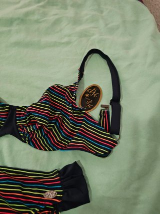 Conjunto Bikini Rayas Neón