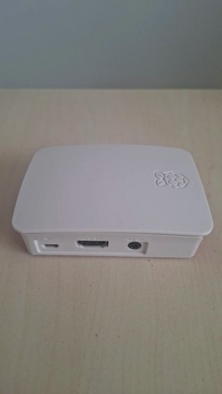 Raspberry Pi 3 Model B - Blanco/Rosa