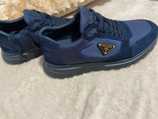Zapatos Prada Azul Marino y Dorado