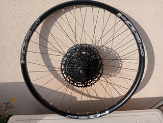 llanta 26 x27,141 xQR10 Boost QR5 descenso trasera