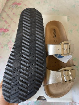 Sandalias Geox doradas