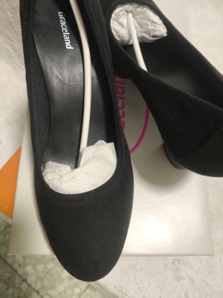 Zapatos negros salón cómodos