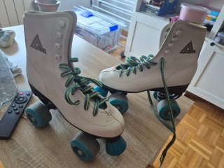 Patines 4 ruedas blancos Nuevos!