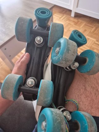 Patines 4 ruedas blancos Nuevos!