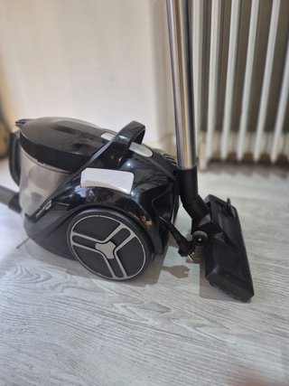 Aspiradora Rowenta Compact XXL sin bolsa