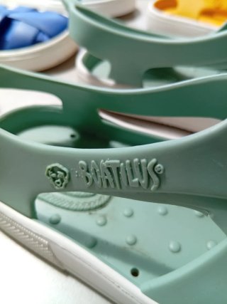4 pares sandalias Boatilus Barrefut  26/27
