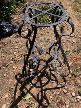 Mesa de forja negra