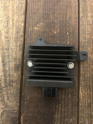 Regulador Kawasaki Z900 2024