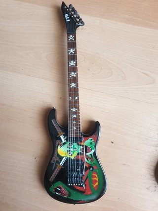 Guitarras Miniatura Réplicas (26cm)