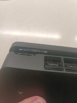 Consola PS4 (PlayStation 4) Roja y Negra