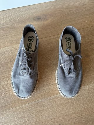 Alpargatas Natural World Gris