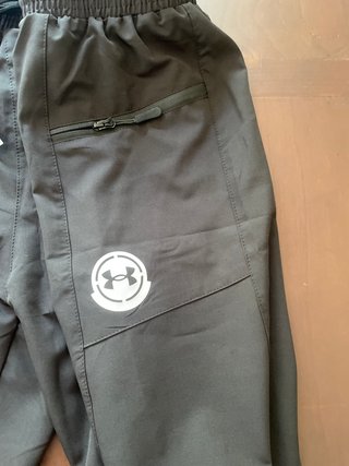 Pantalón corto Under Armour negro