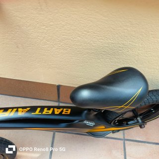 Bicicleta de aprendizaje naranja