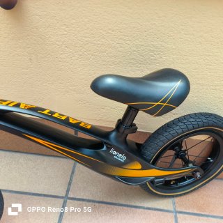 Bicicleta de aprendizaje naranja
