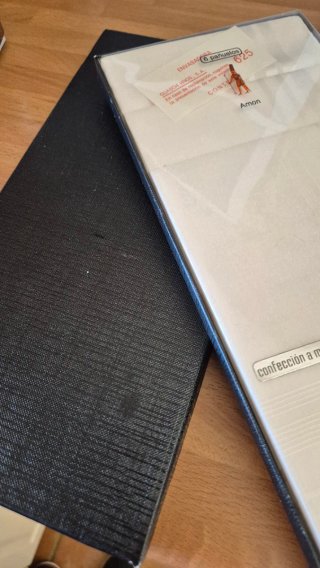 Cajas Pañuelos Guasch Confección a Mano