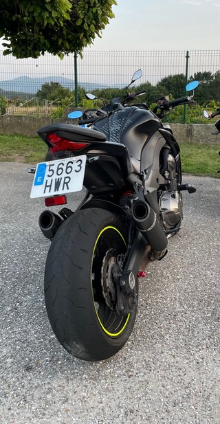 Kawasaki Z1000