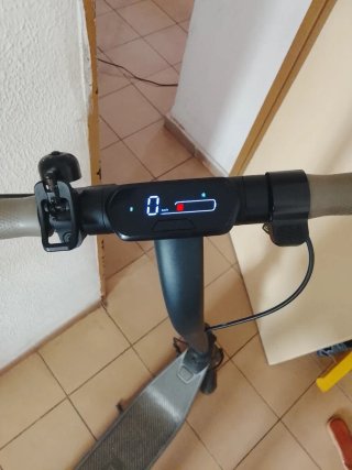 Nuevo con garantía de 3 años.Con bluetooth