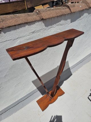 Aparador de madera rústico hecho a mano