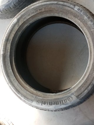 Neumáticos Continental y michelin