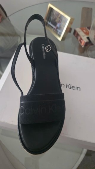 Sandalias Calvin Klein Negras