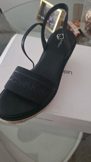 Sandalias Calvin Klein Negras
