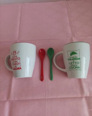 Tazze colazione con cucchiaino