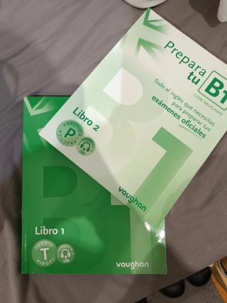 Libros B1 ingles Vaughan