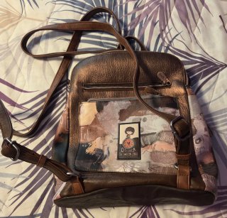 Bolso y mochilas Anekke