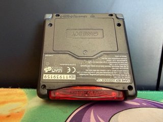 Game Boy Advance SP Negra + Pokémon Rubí