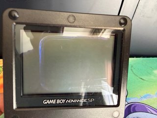 Game Boy Advance SP Negra + Pokémon Rubí