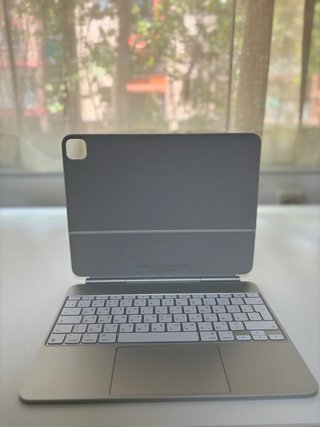 iPad Pro 13” M4 +Magic Keyboard+ Apple Pencil Pro