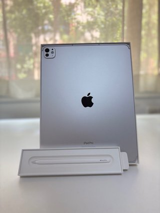 iPad Pro 13” M4 +Magic Keyboard+ Apple Pencil Pro
