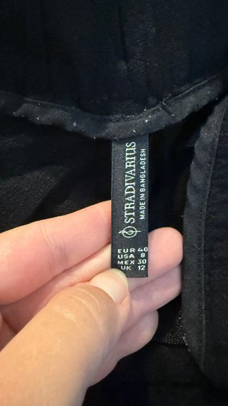 Pantalón negro de lino Stradivarius talla M