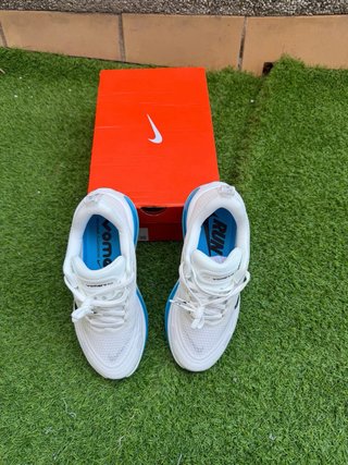 Nike Vomero Plus Running Talla 42