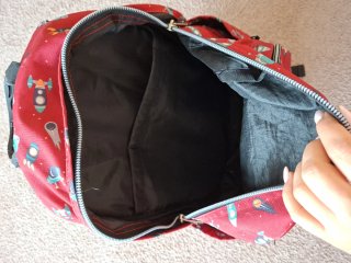 Mochila escolar infantil con cohetes totto