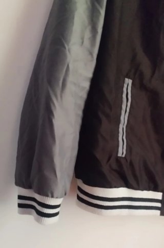 Chaqueta estilo bomber Jack Skellington