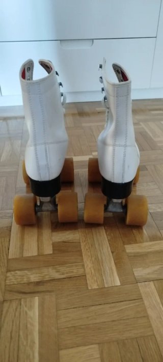 Patines 4 ruedas Boomerang Talla 37 Poco Uso