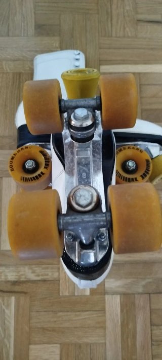 Patines 4 ruedas Boomerang Talla 37 Poco Uso